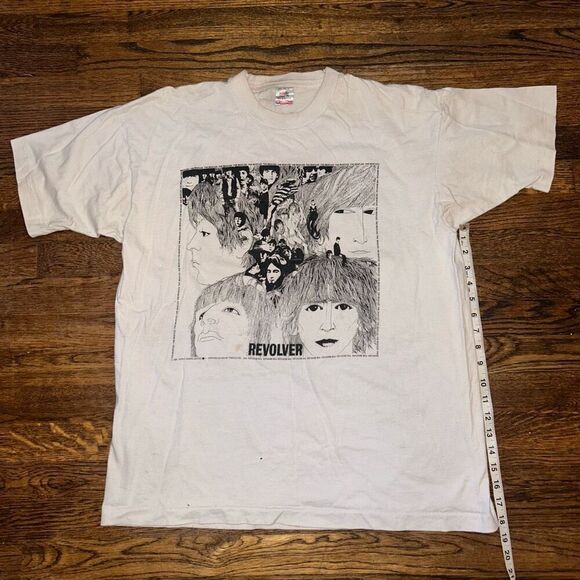 Vintage 90s Single Stitch Beatles Revolver Album T Shirt - Picture 1 of 6